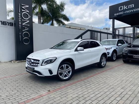 MERCEDES-BENZ GLA 200 1.6 CGI FLEX STYLE 7G-DCT